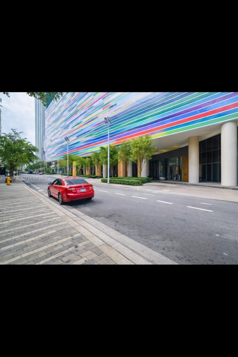 image Brickell Heights East1