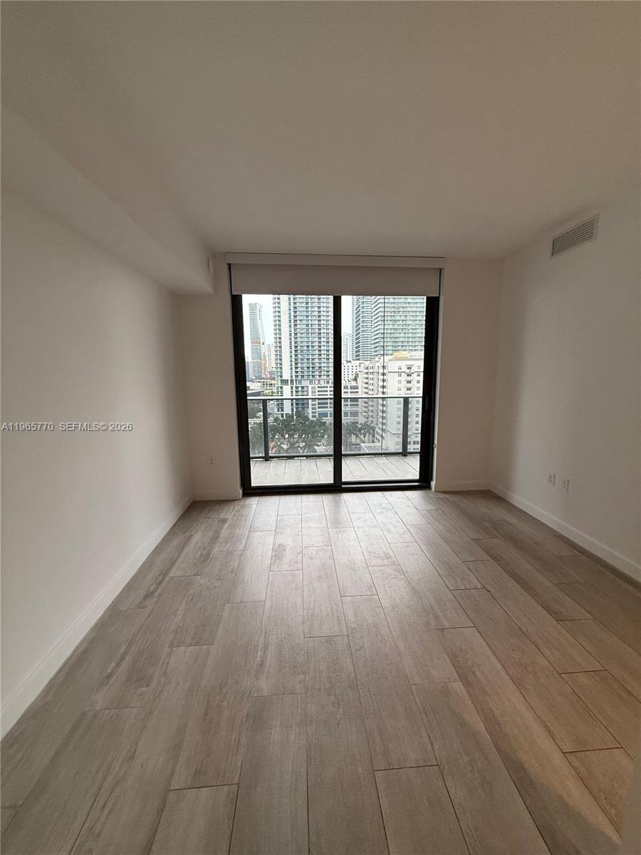 image Brickell Heights East8