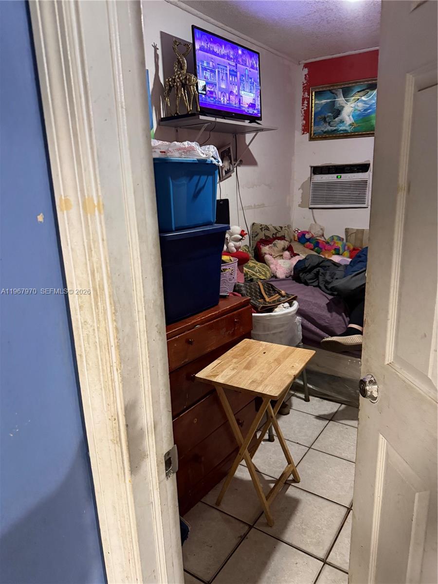 12040 NW 20th Ave Miami, FL 33167