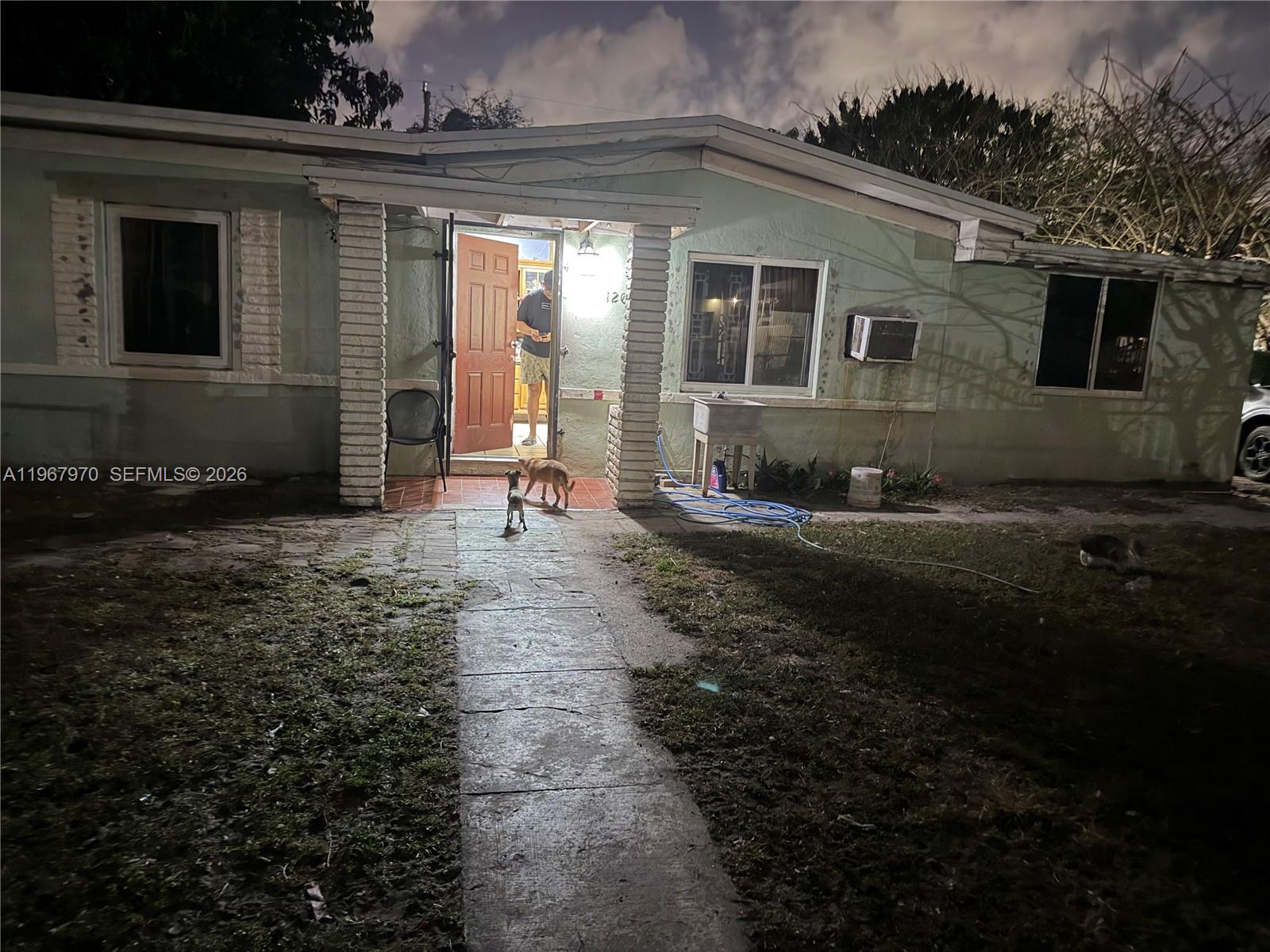 12040 NW 20th Ave Miami, FL 33167