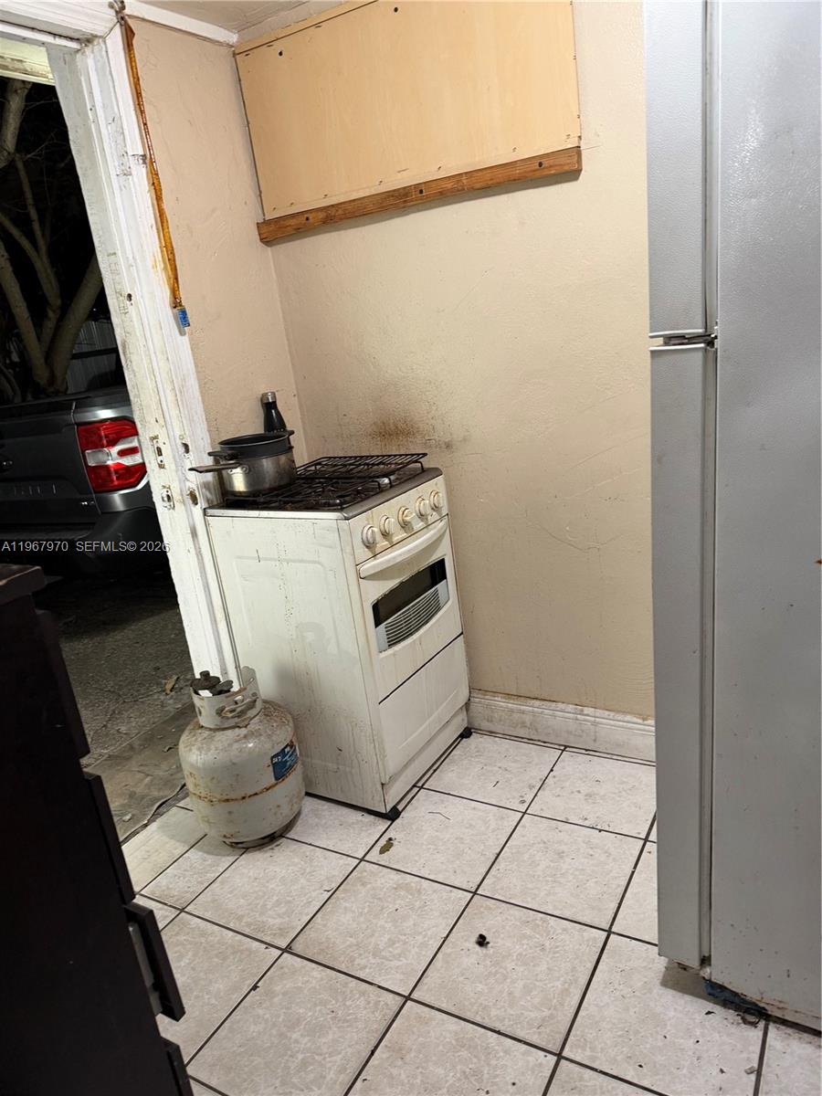 12040 NW 20th Ave Miami, FL 33167