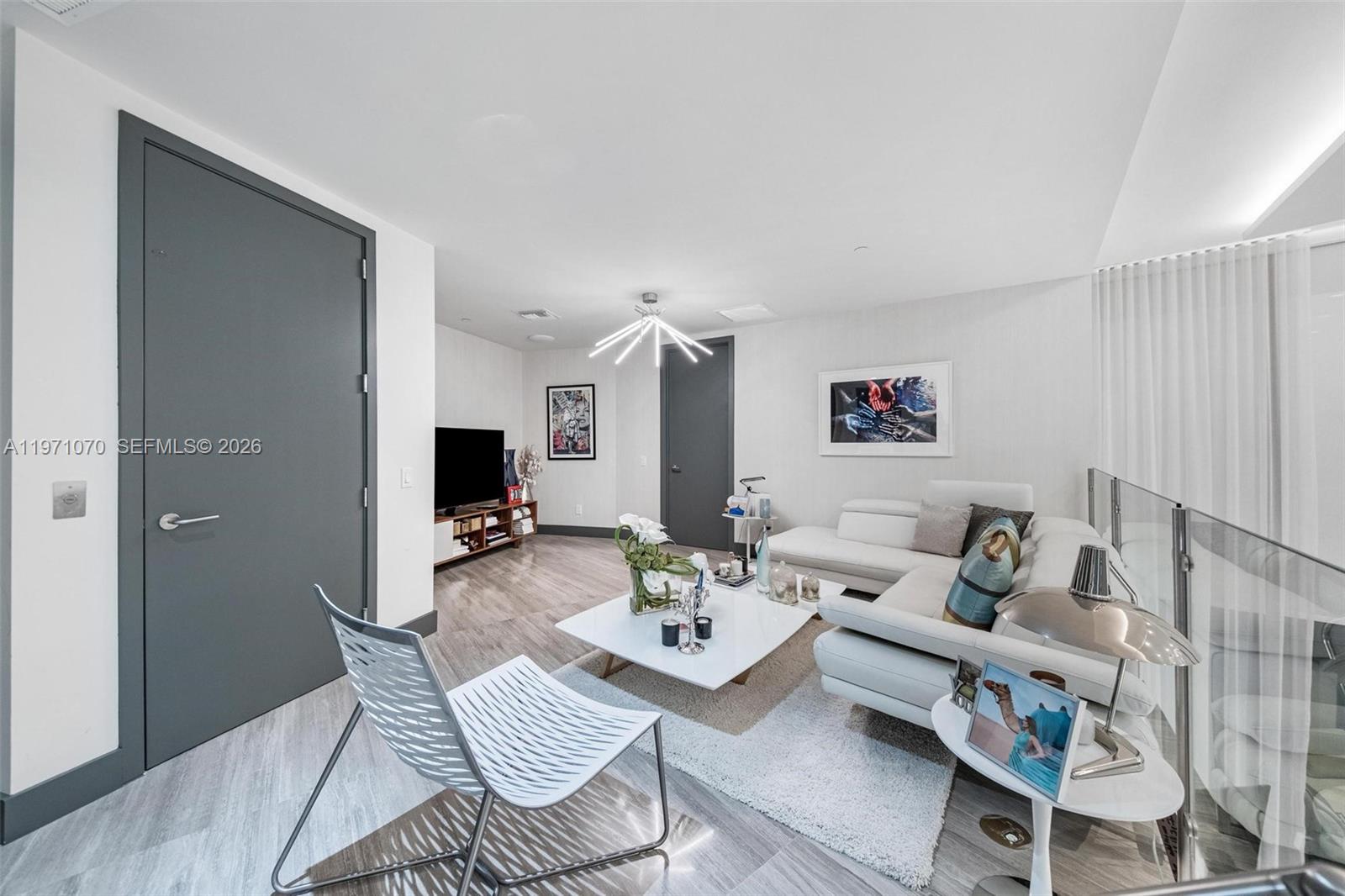 image Porsche Design Tower21