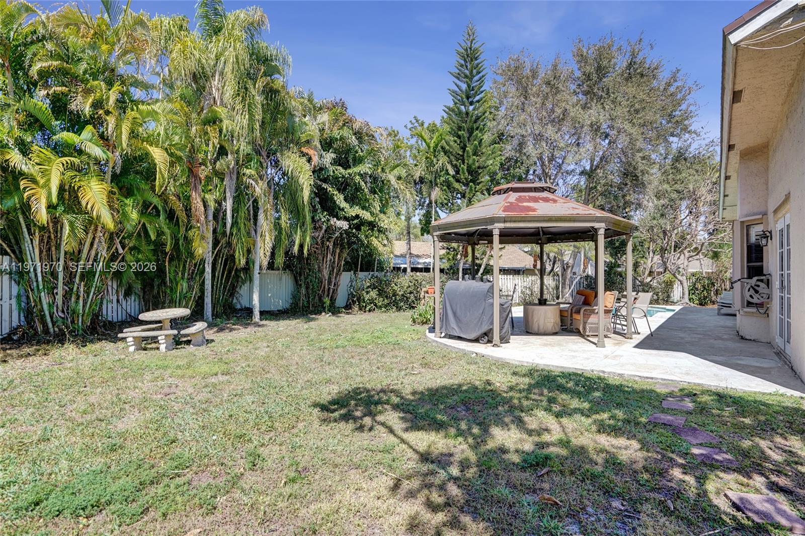 14681 Poplar Hl Ct Davie, FL 33325