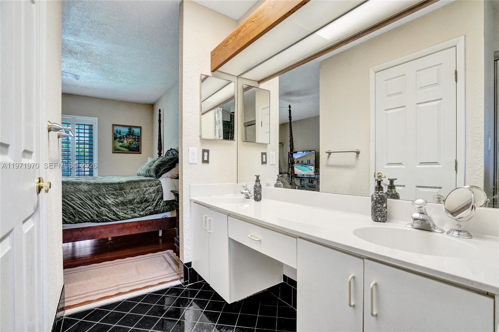 14681 Poplar Hl Ct Davie, FL 33325