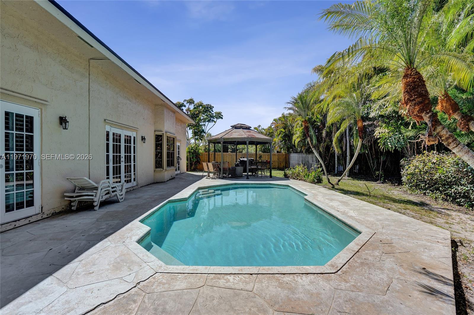 14681 Poplar Hl Ct Davie, FL 33325