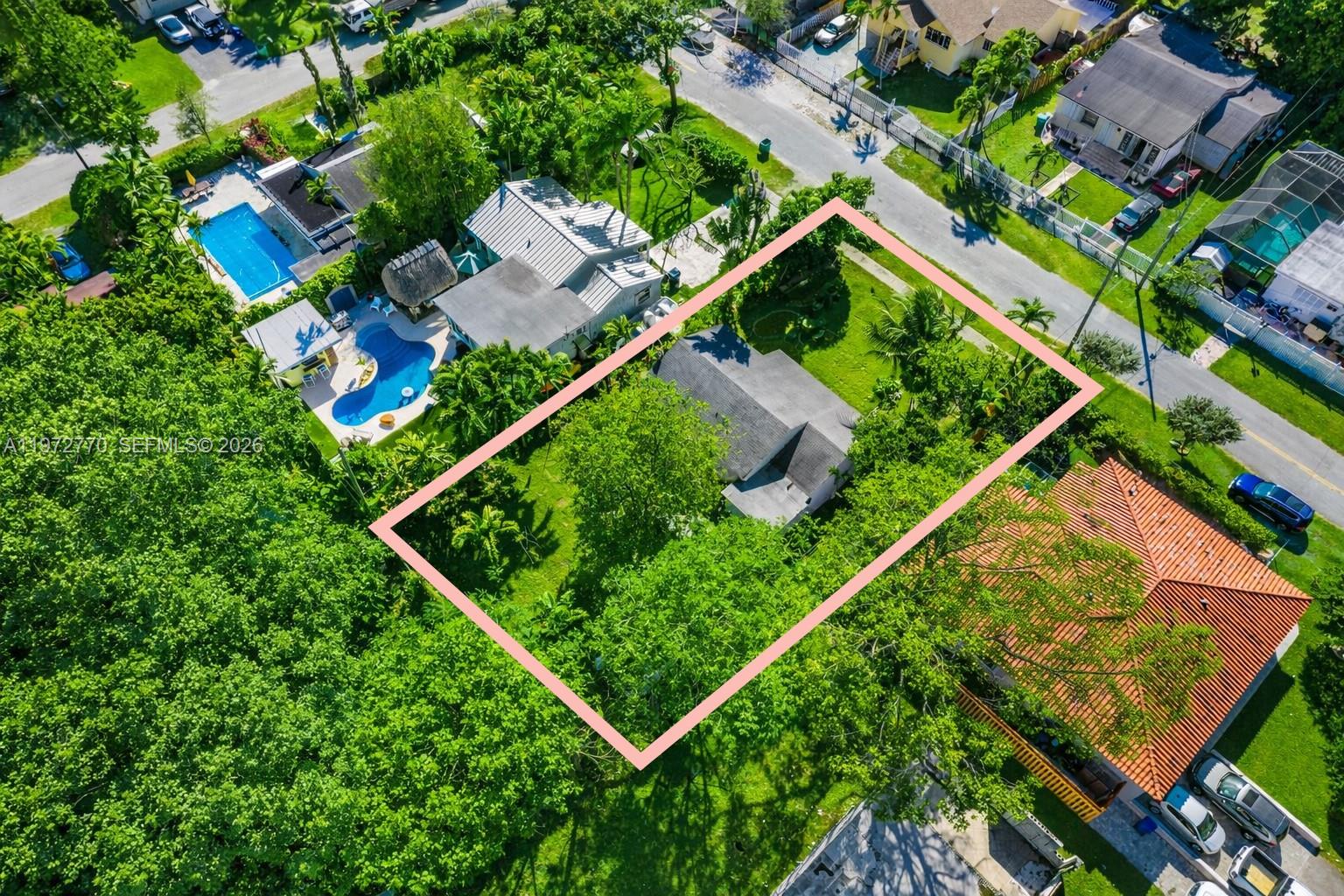 10821 NE 5th Ave Miami, FL 33161