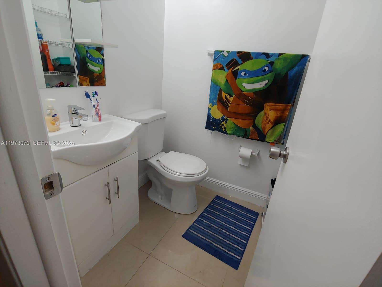 690 W Park Dr #2-204 Miami, FL 33172