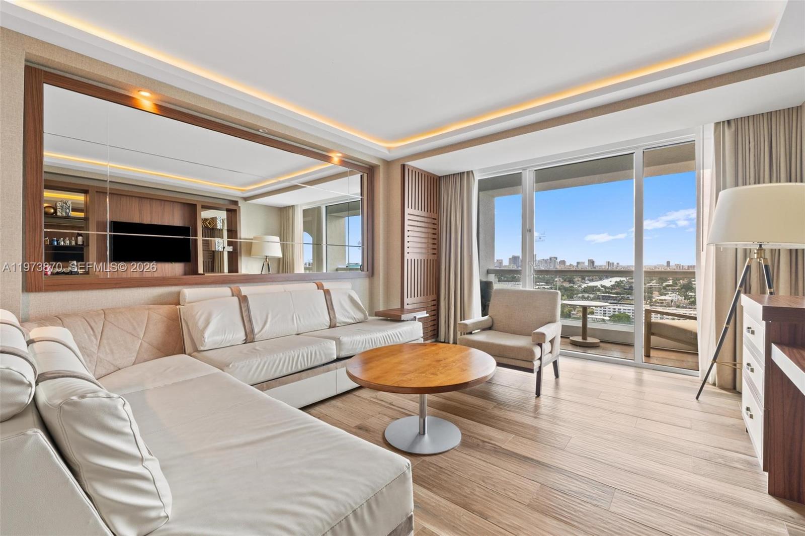 551 N Fort Lauderdale Bch Blvd #R1803 & R1804 Fort Lauderdale, FL 33304