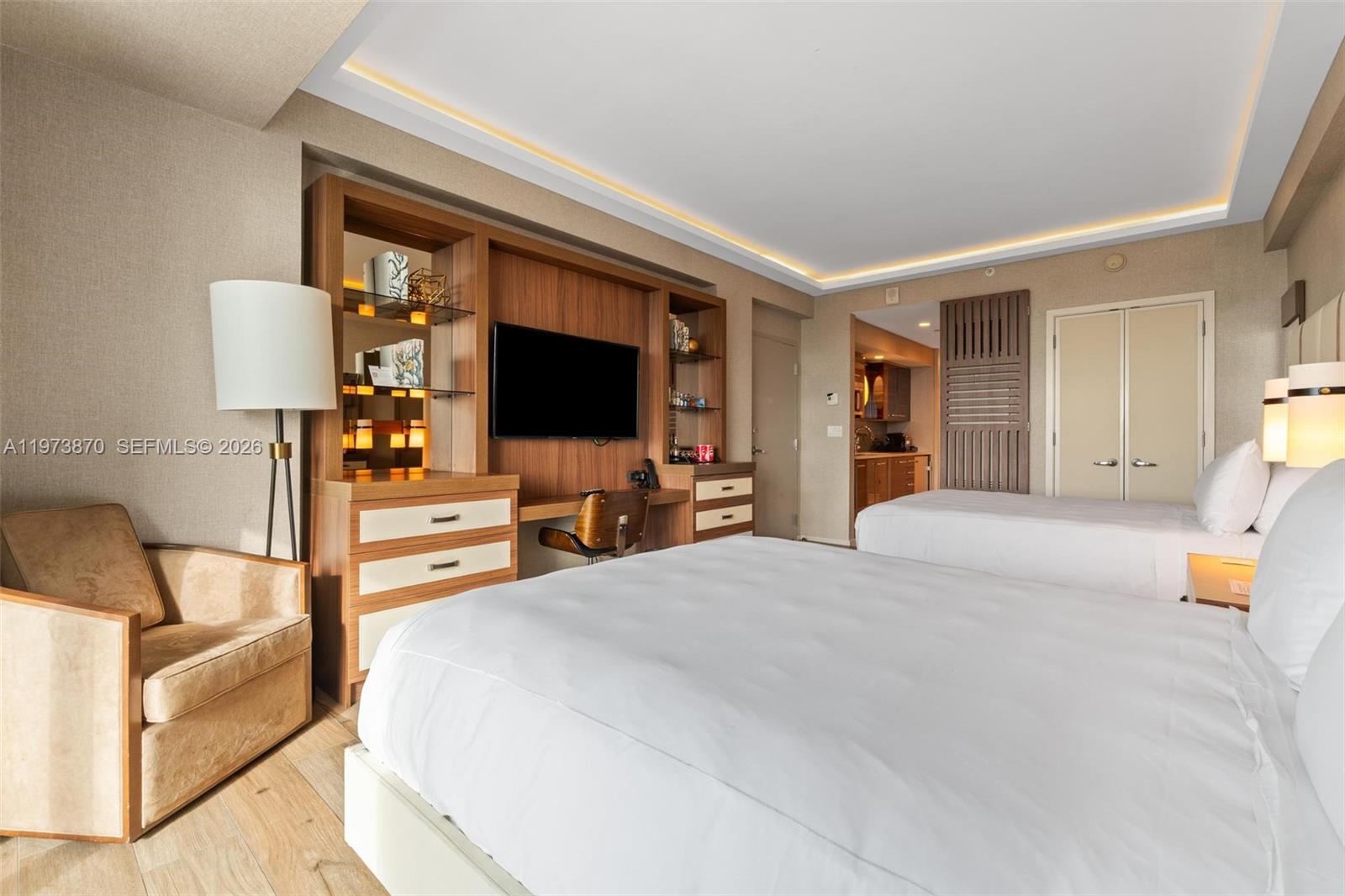 551 N Fort Lauderdale Bch Blvd #R1803 & R1804 Fort Lauderdale, FL 33304