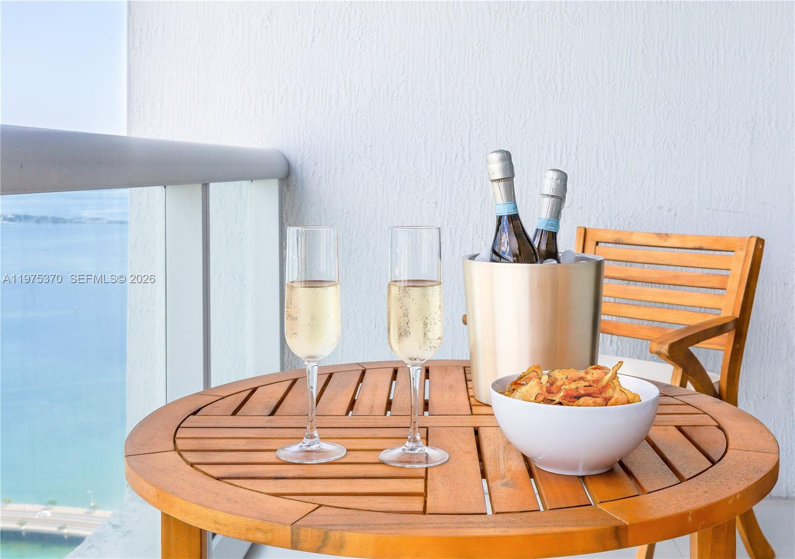 485 Brickell Ave #4702 Miami, FL 33131