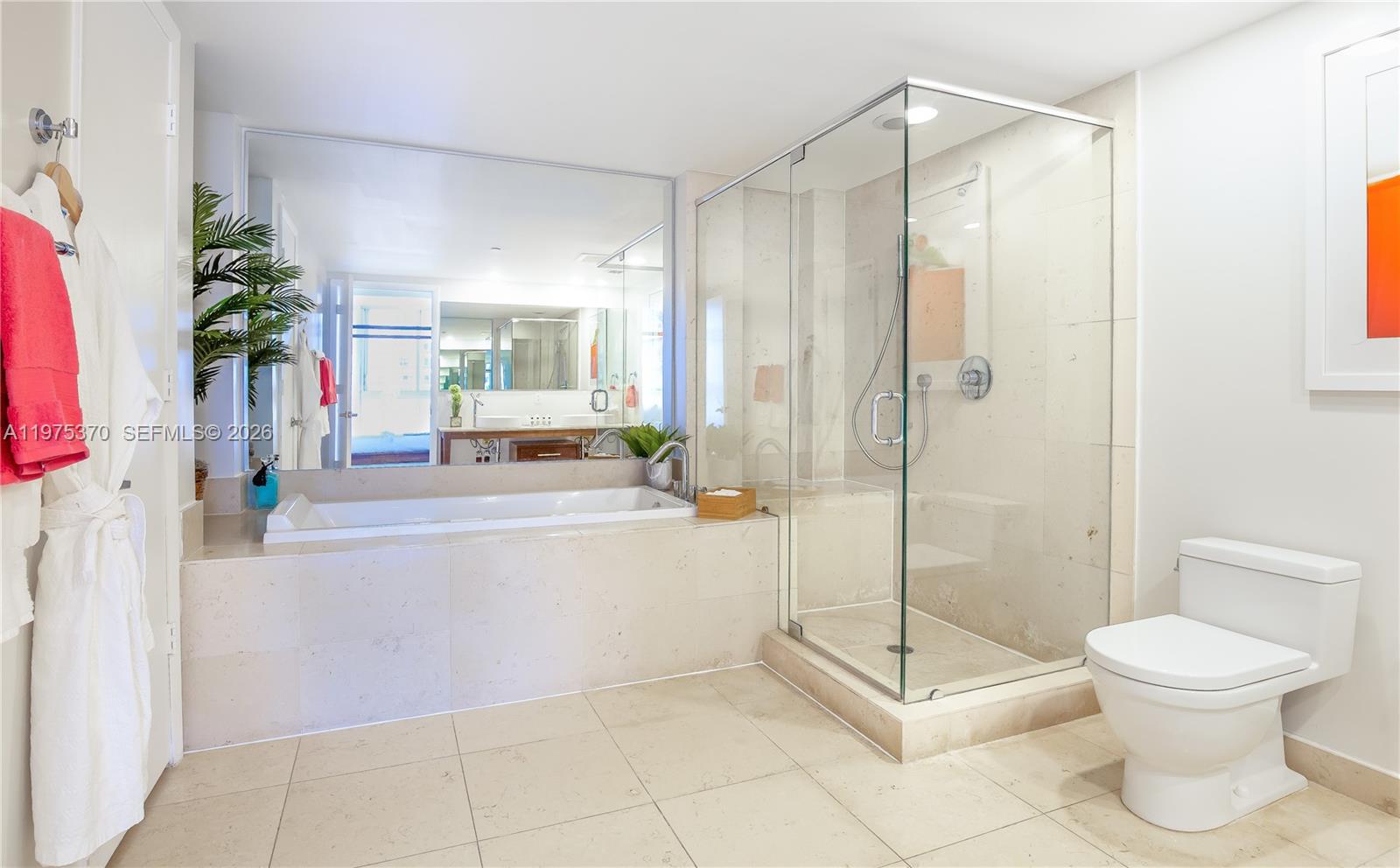 485 Brickell Ave #4702 Miami, FL 33131