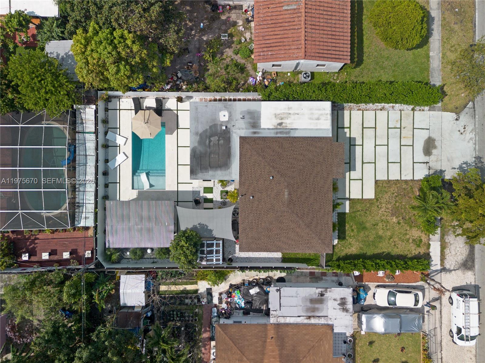 920 NE 159th St North Miami Beach, FL 33162