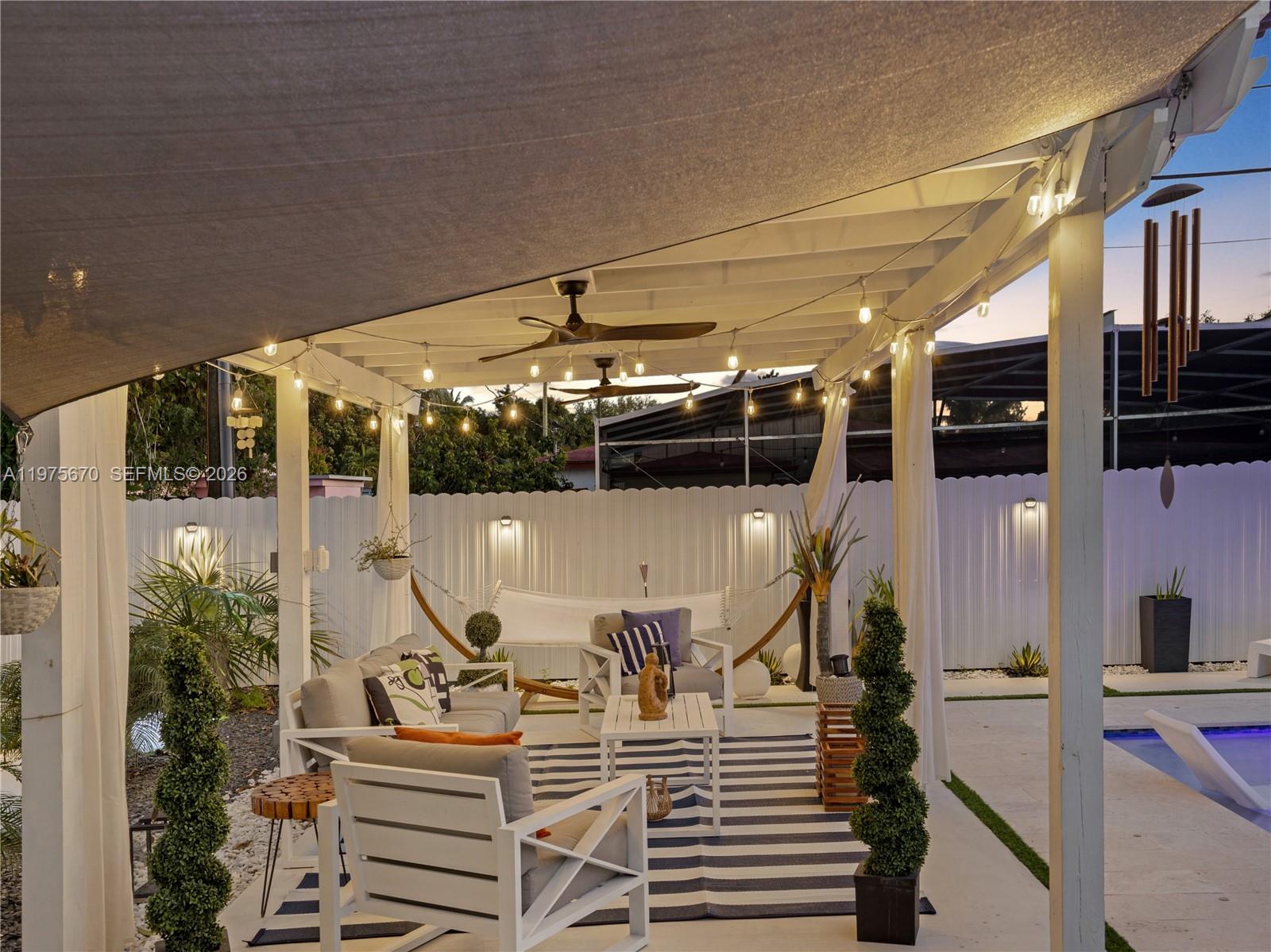 920 NE 159th St North Miami Beach, FL 33162