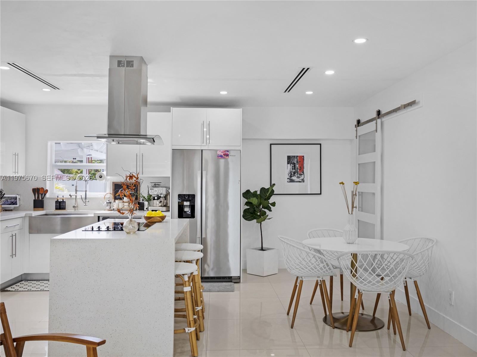 920 NE 159th St North Miami Beach, FL 33162