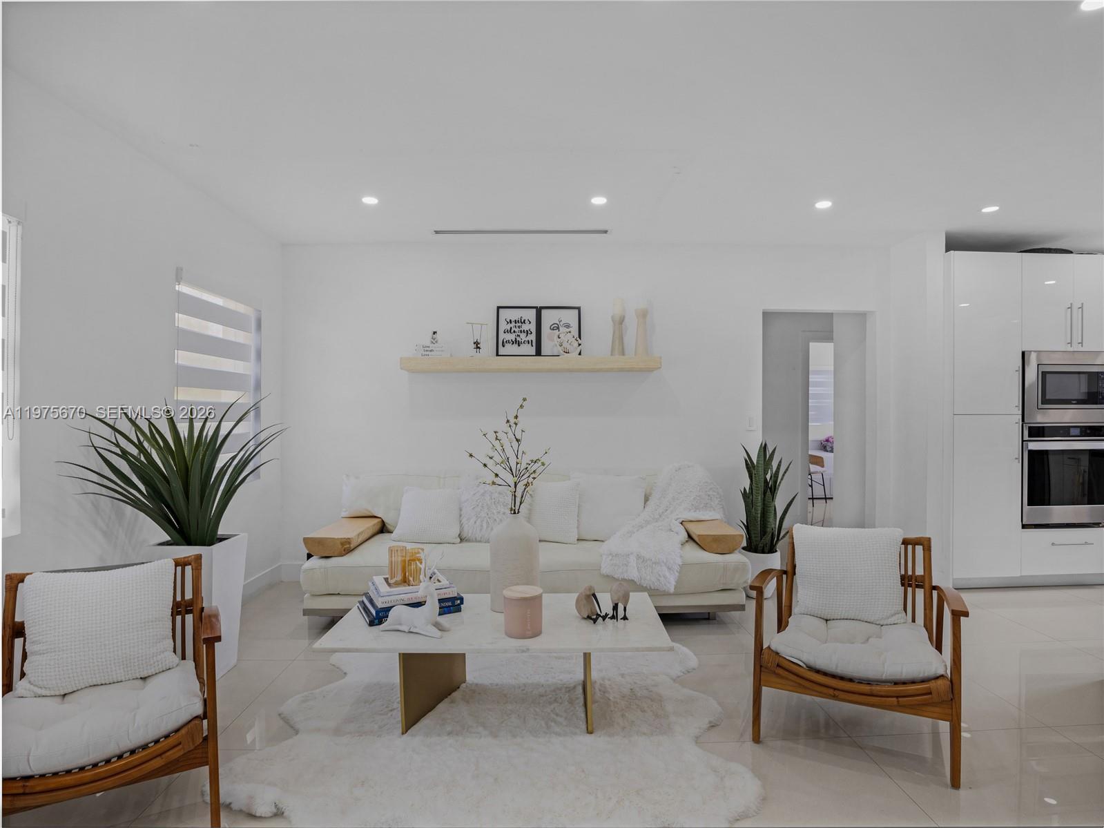 920 NE 159th St North Miami Beach, FL 33162