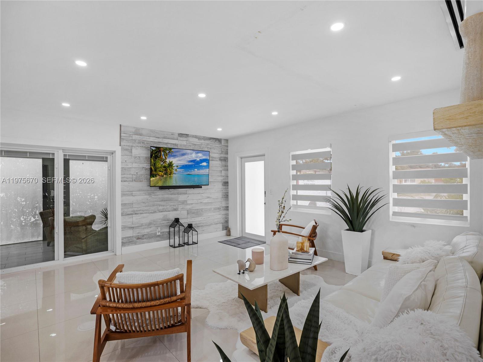 920 NE 159th St North Miami Beach, FL 33162