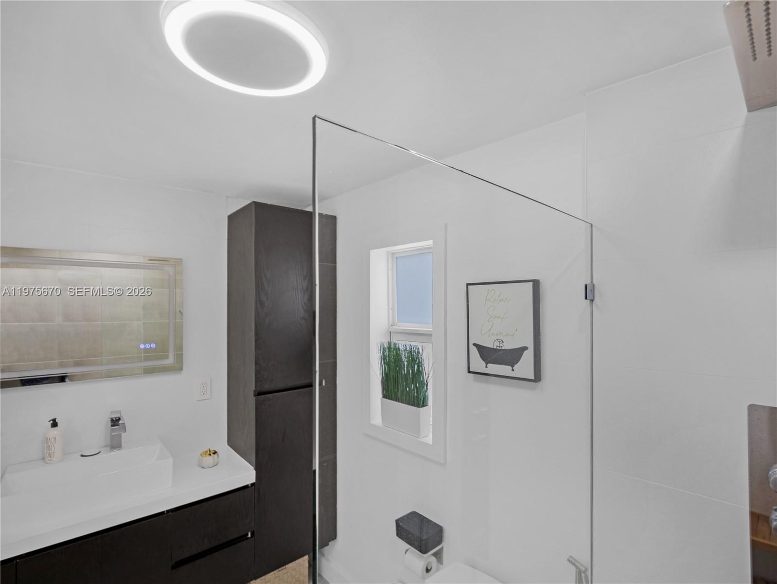 920 NE 159th St North Miami Beach, FL 33162