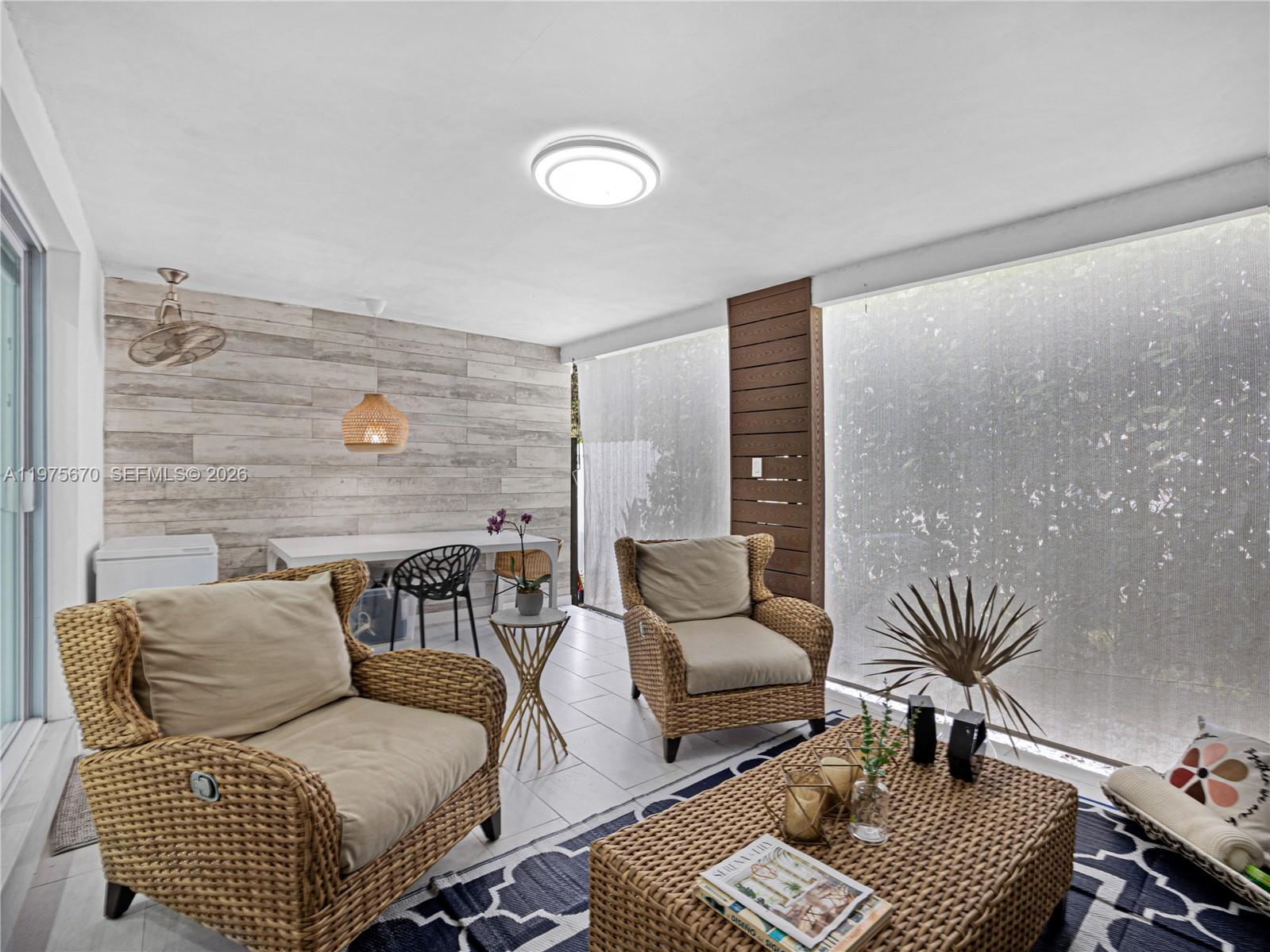 920 NE 159th St North Miami Beach, FL 33162