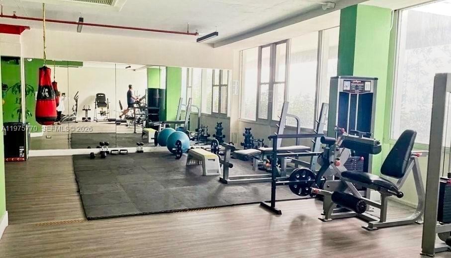 7545 E Treasure Dr #3I North Bay Village, FL 33141