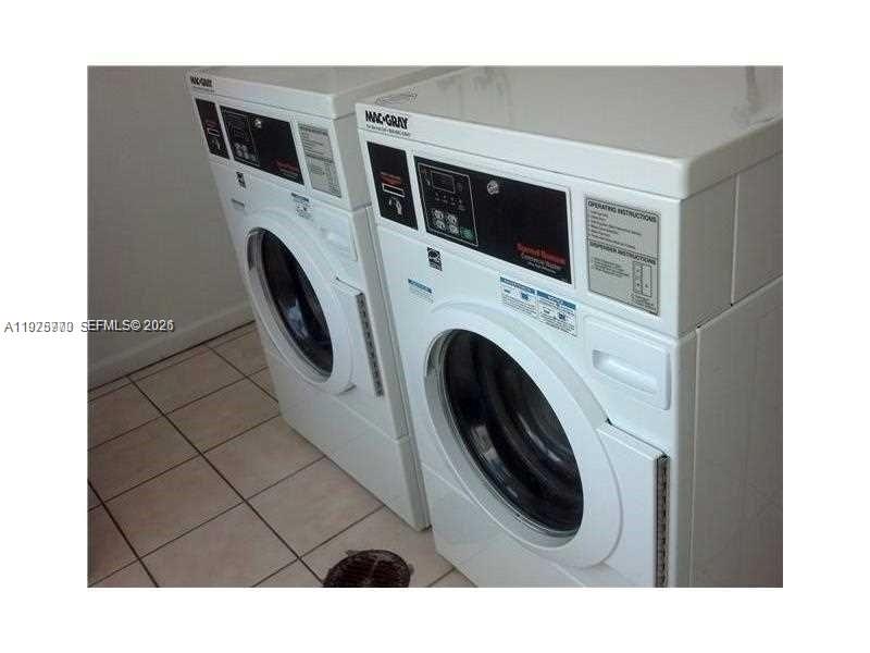 7545 E Treasure Dr #3I North Bay Village, FL 33141