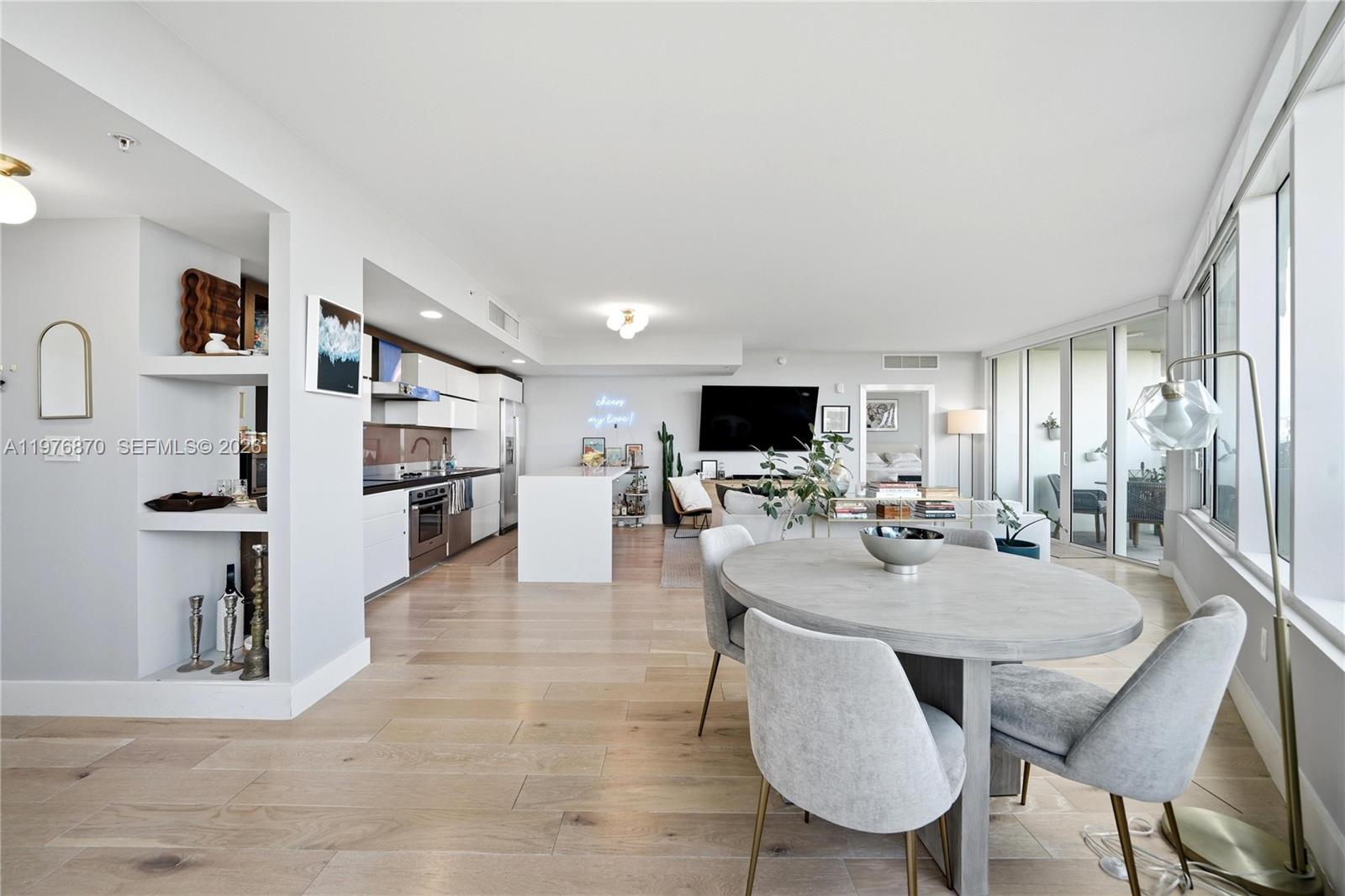 2155 Washington Ct #507 Miami Beach, FL 33139