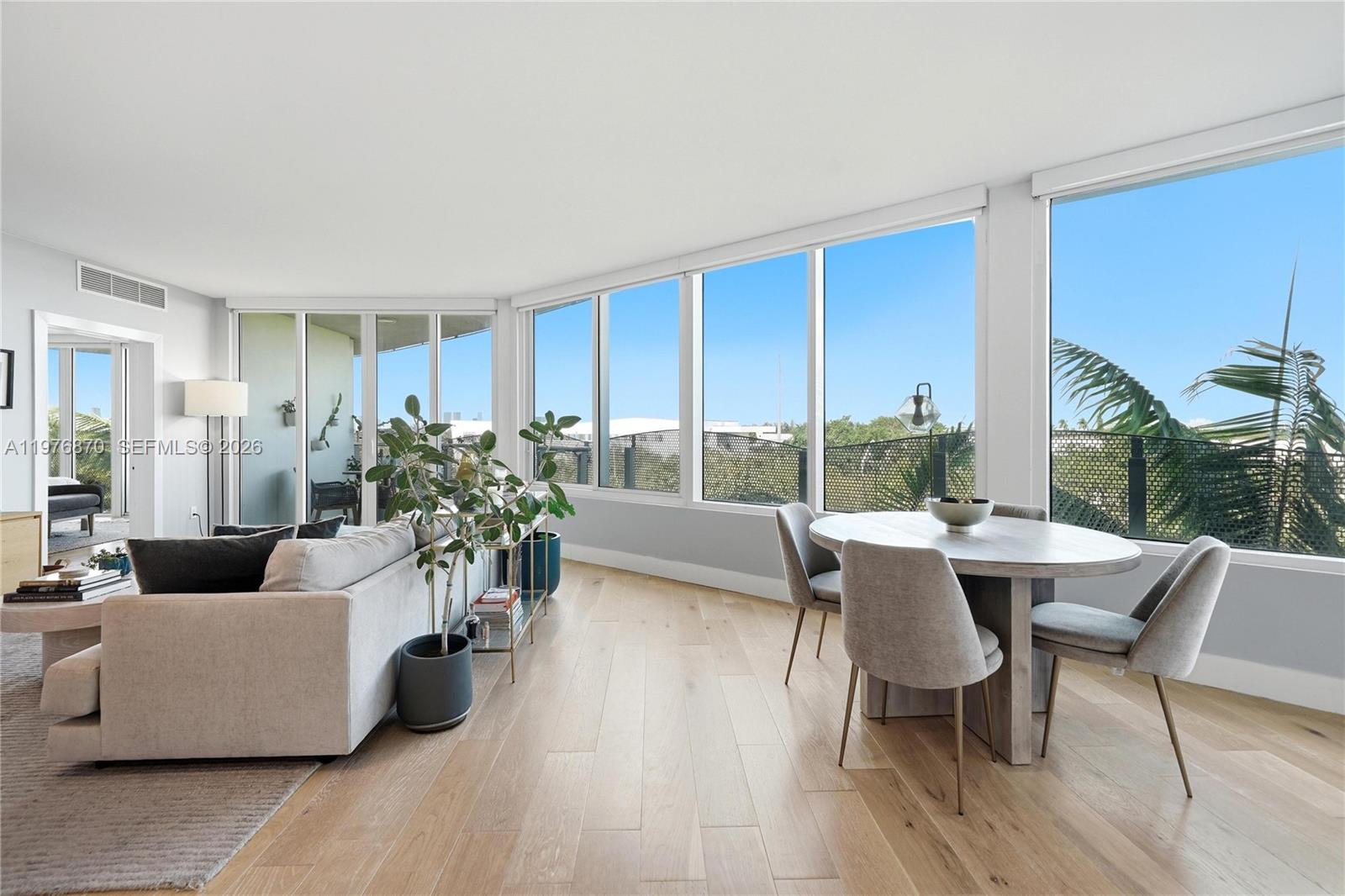 2155 Washington Ct #507 Miami Beach, FL 33139