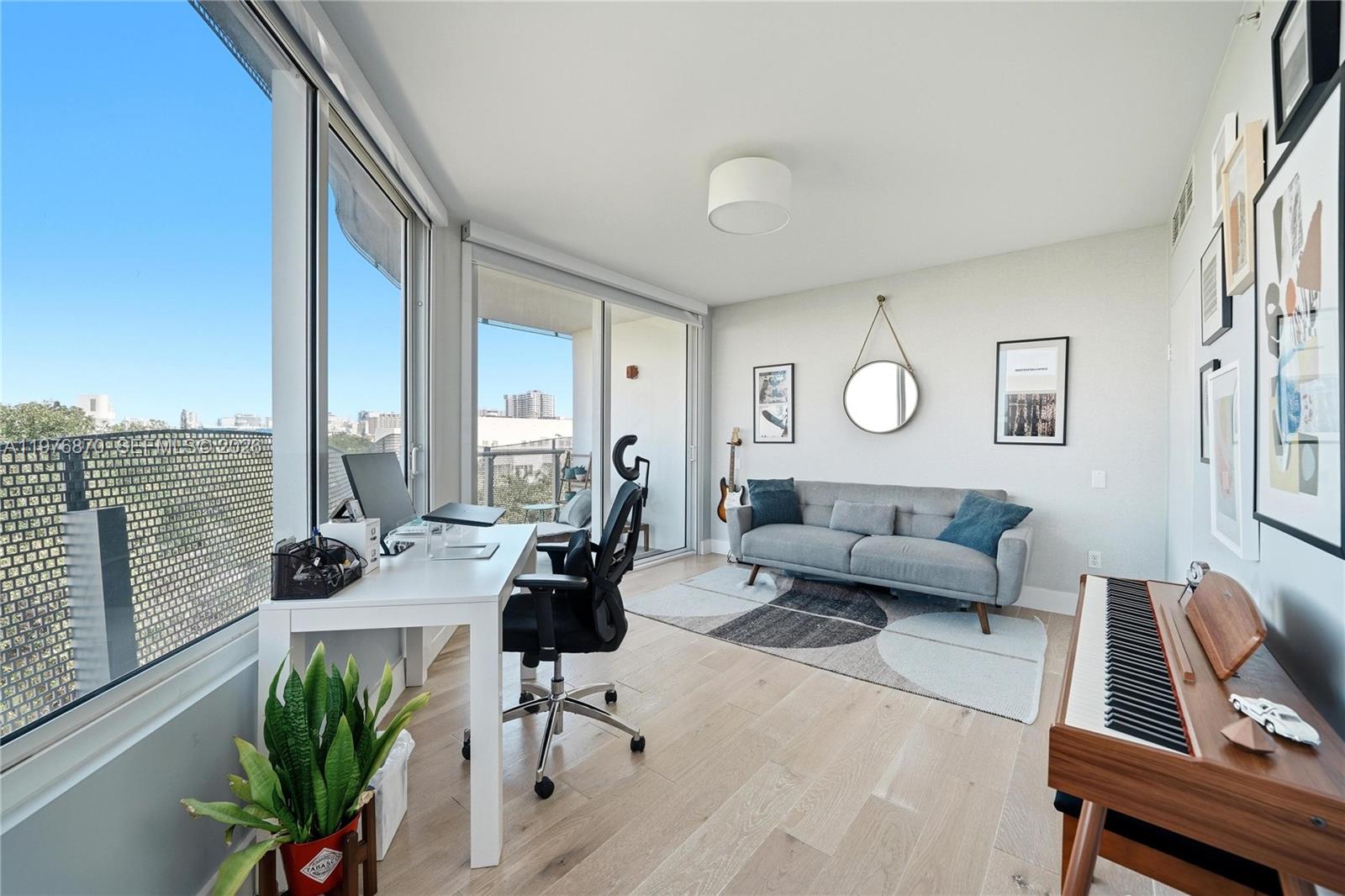 2155 Washington Ct #507 Miami Beach, FL 33139