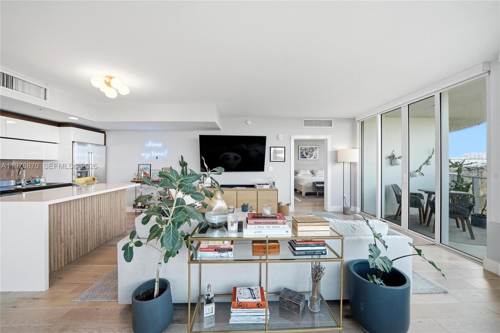 2155 Washington Ct #507 Miami Beach, FL 33139