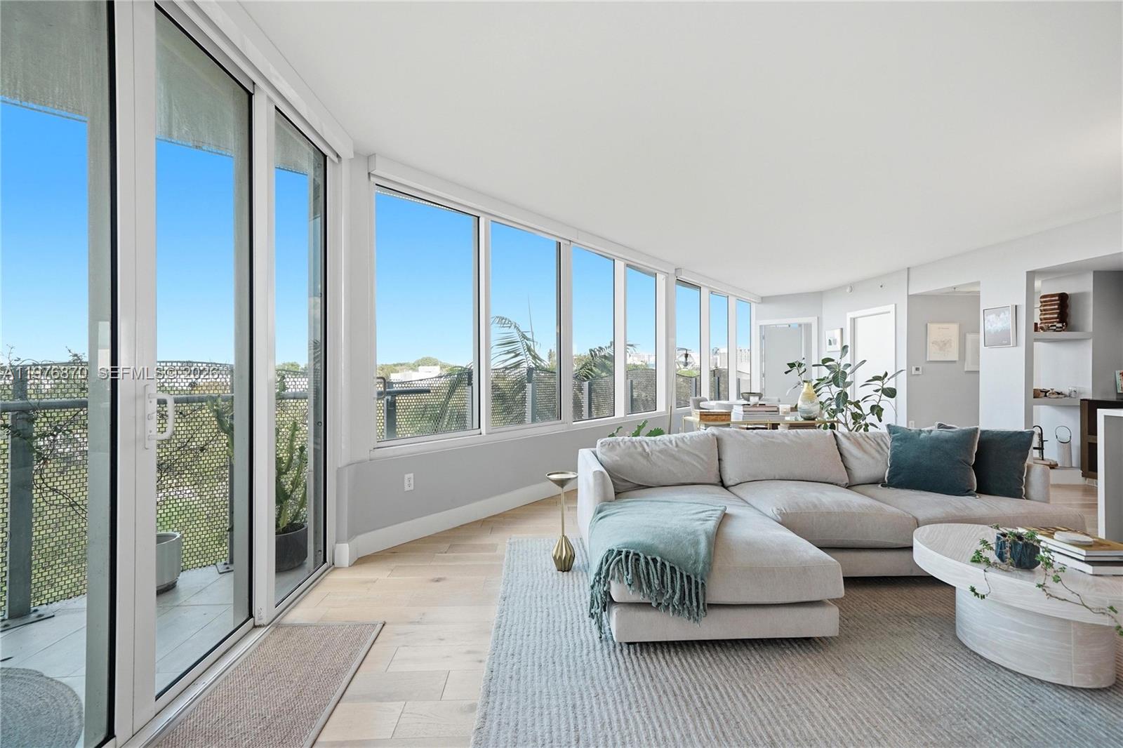 2155 Washington Ct #507 Miami Beach, FL 33139