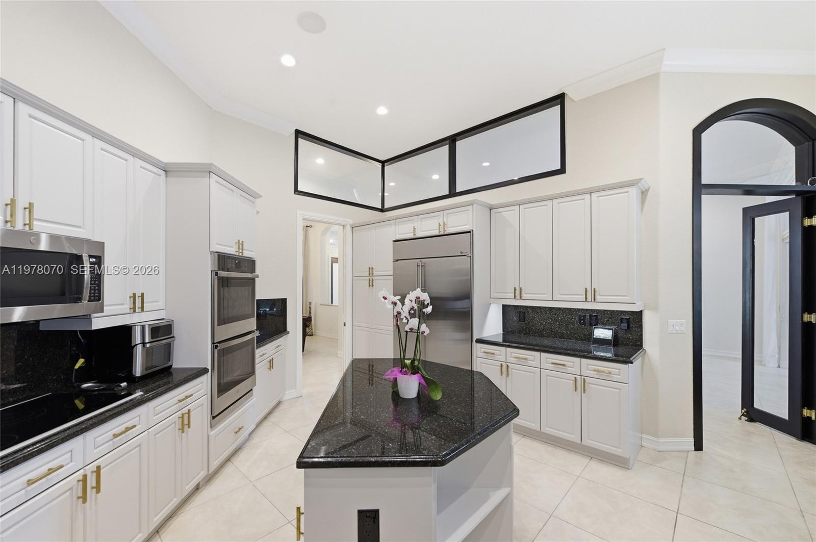 1397 Victoria Isle Dr Weston, FL 33327