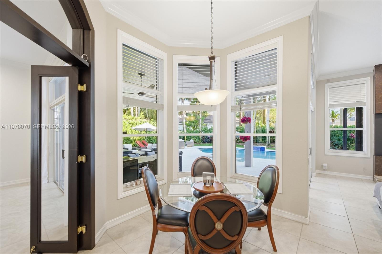 1397 Victoria Isle Dr Weston, FL 33327