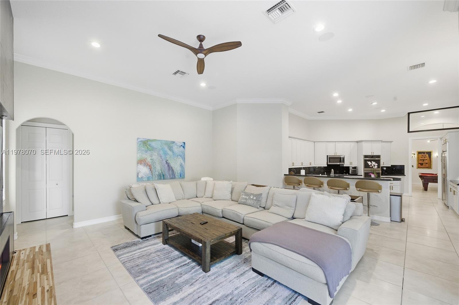 1397 Victoria Isle Dr Weston, FL 33327