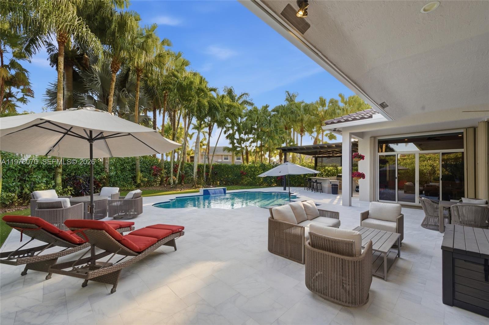 1397 Victoria Isle Dr Weston, FL 33327