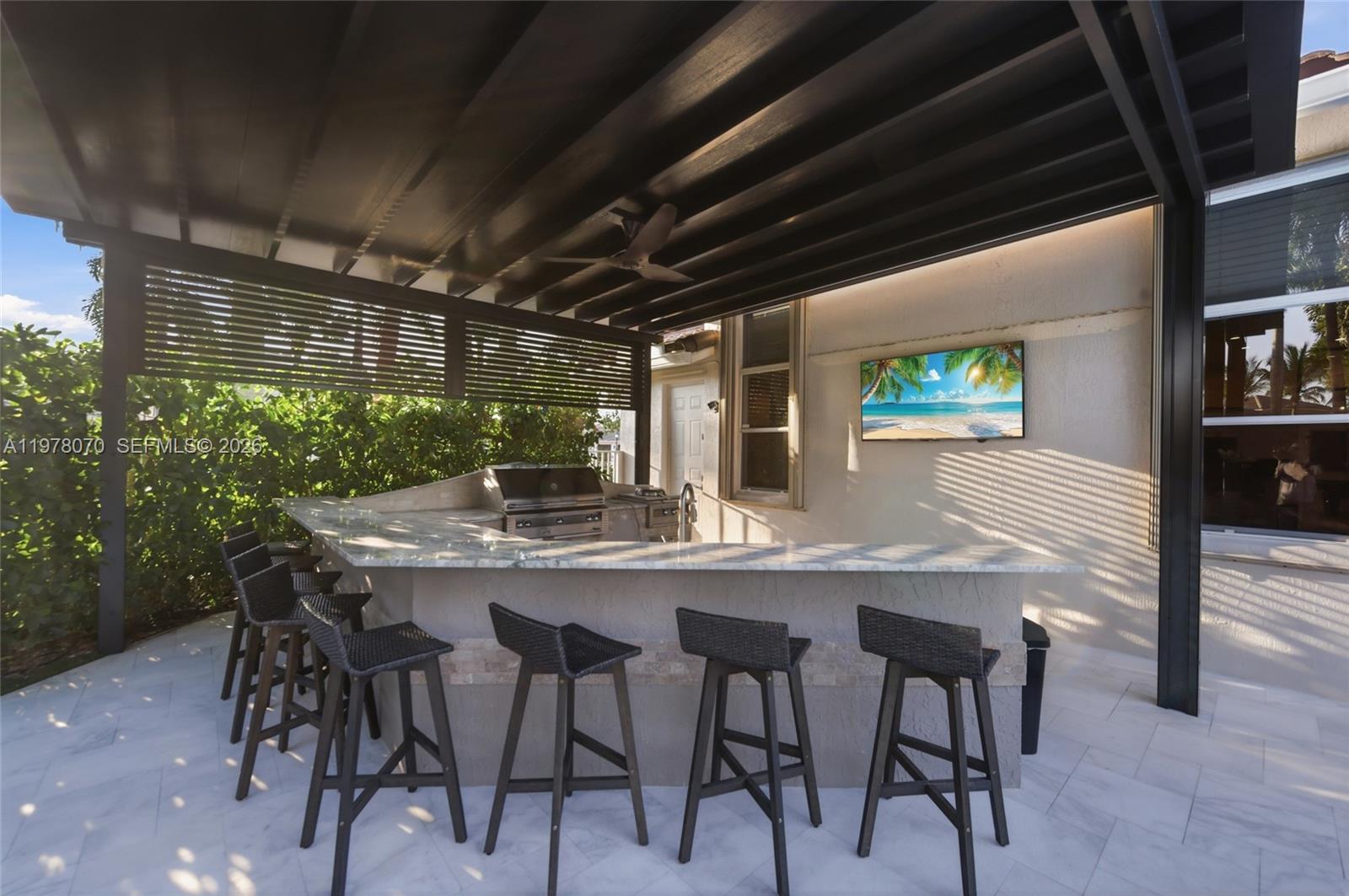 1397 Victoria Isle Dr Weston, FL 33327