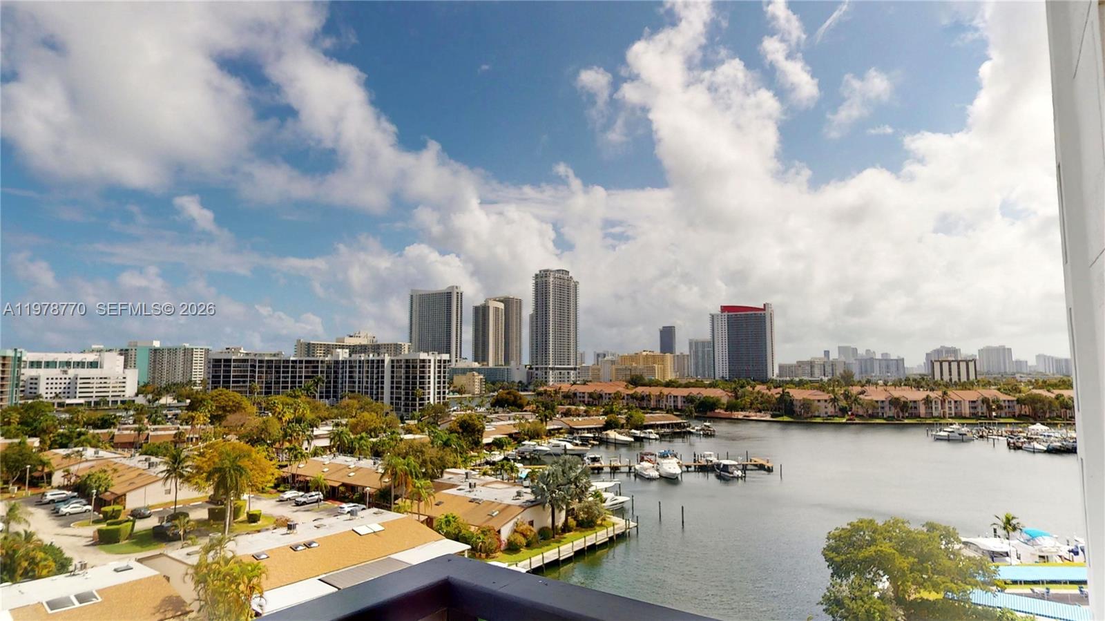 2500 Parkview Dr #902 Hallandale Beach, FL 33009