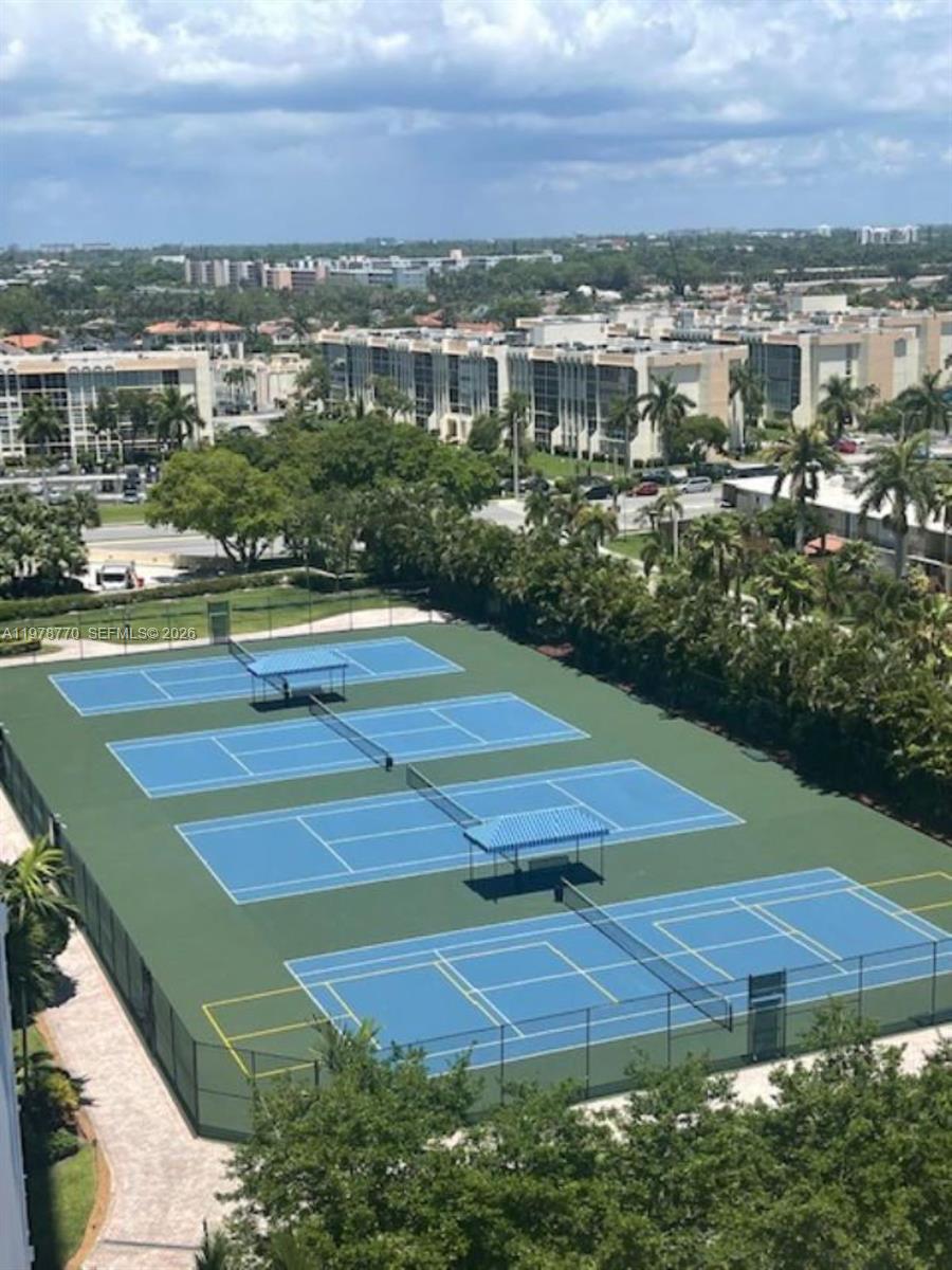 2500 Parkview Dr #902 Hallandale Beach, FL 33009