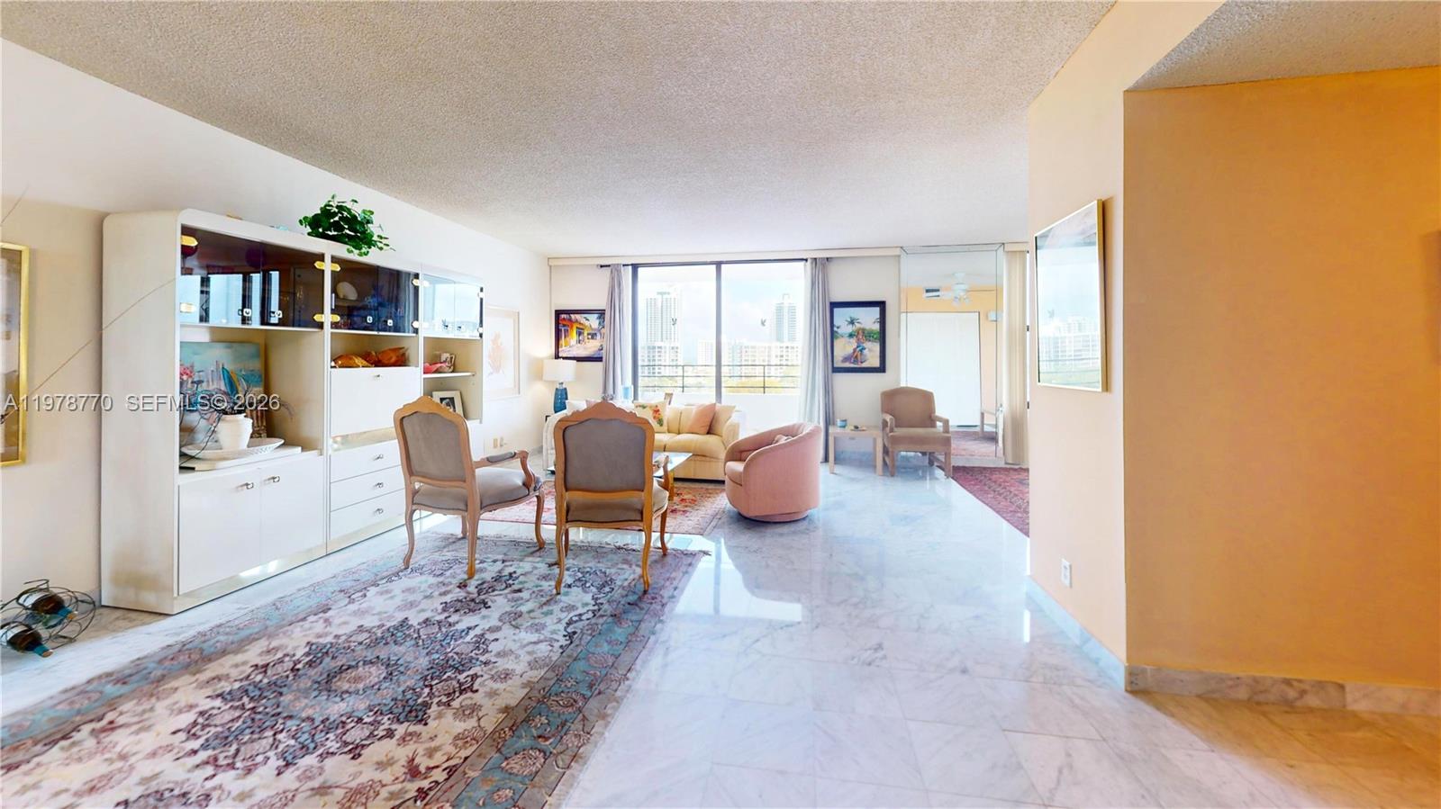 2500 Parkview Dr #902 Hallandale Beach, FL 33009