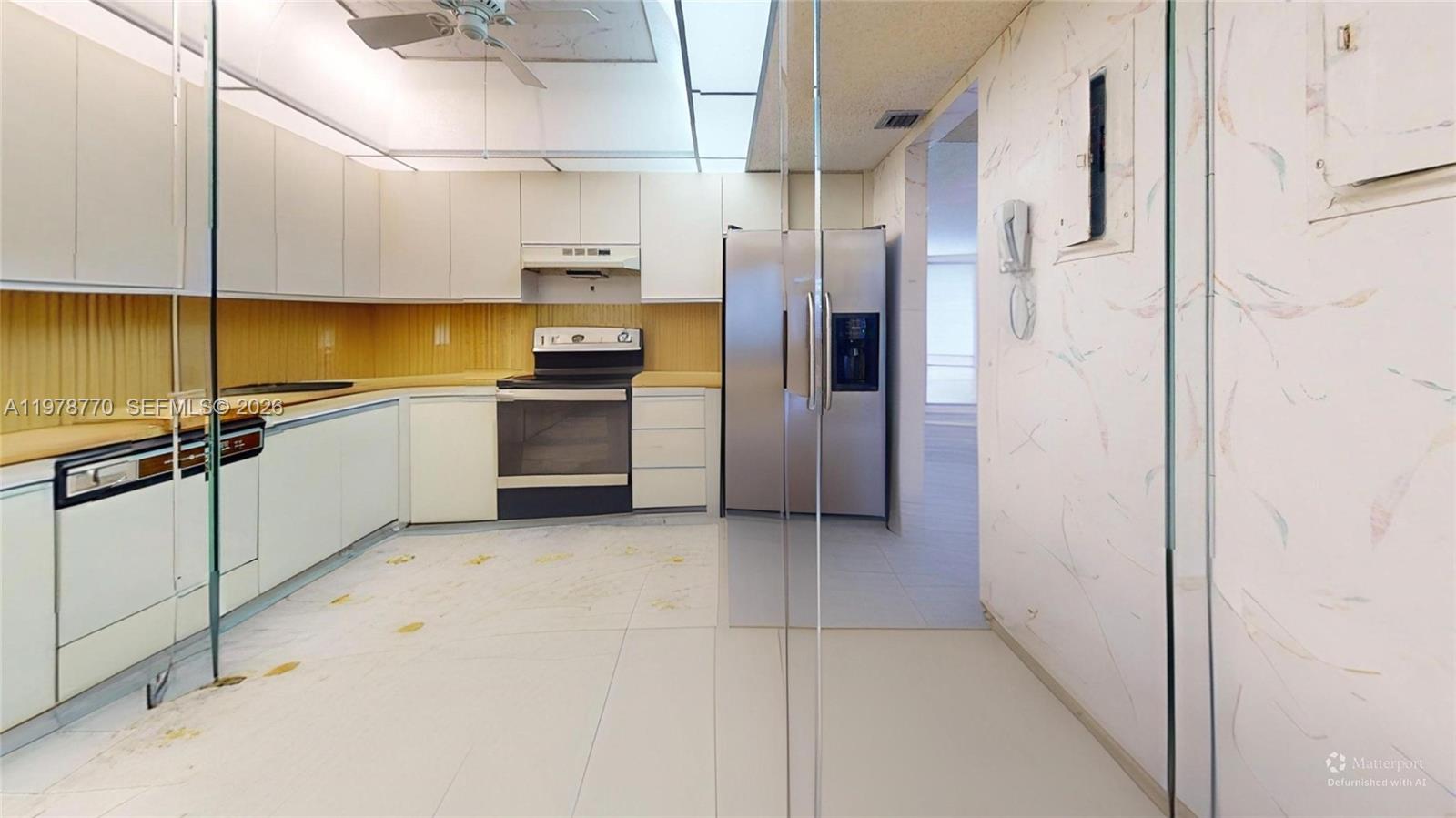 2500 Parkview Dr #902 Hallandale Beach, FL 33009