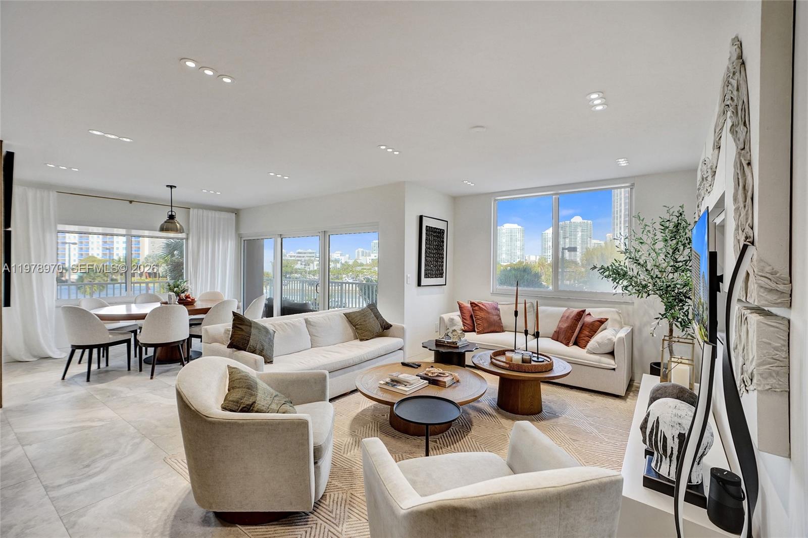 300 Bayview Dr #205 Sunny Isles Beach, FL 33160