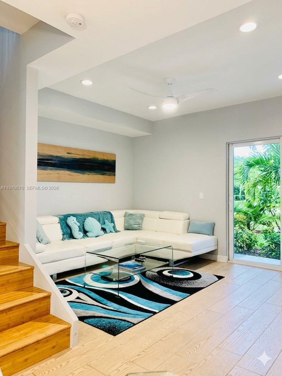 619 Meridian Ave #4 Miami Beach, FL 33139