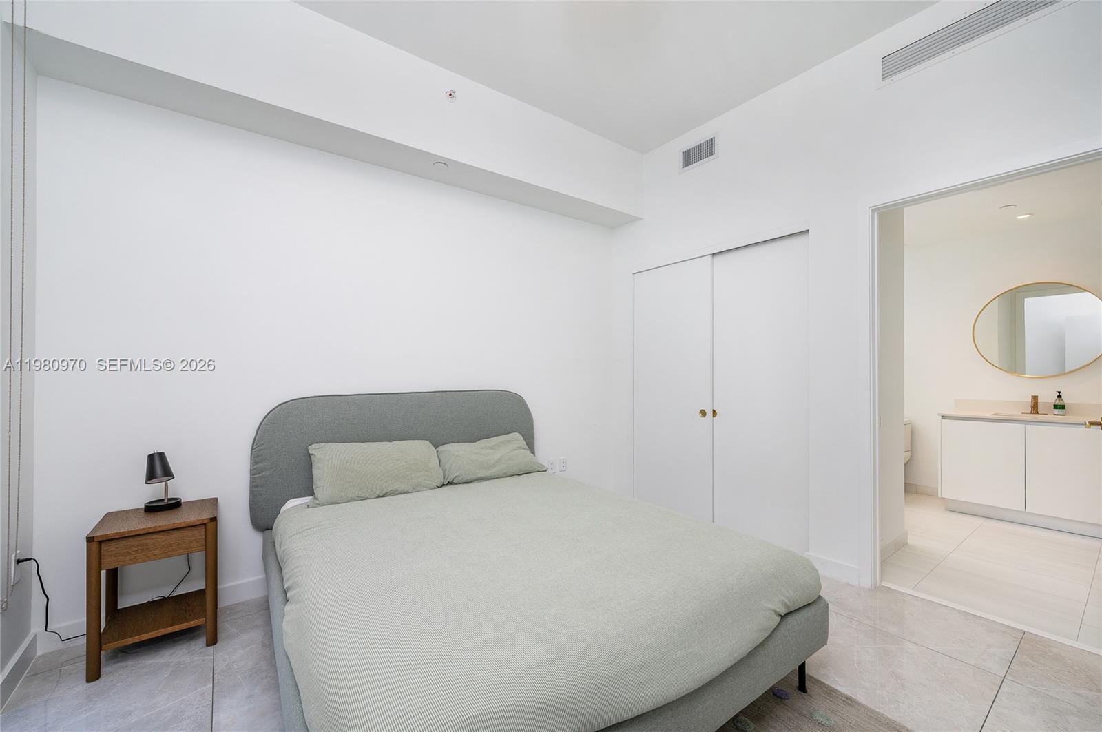 2678 Tigertail Ave #413 Miami, FL 33133