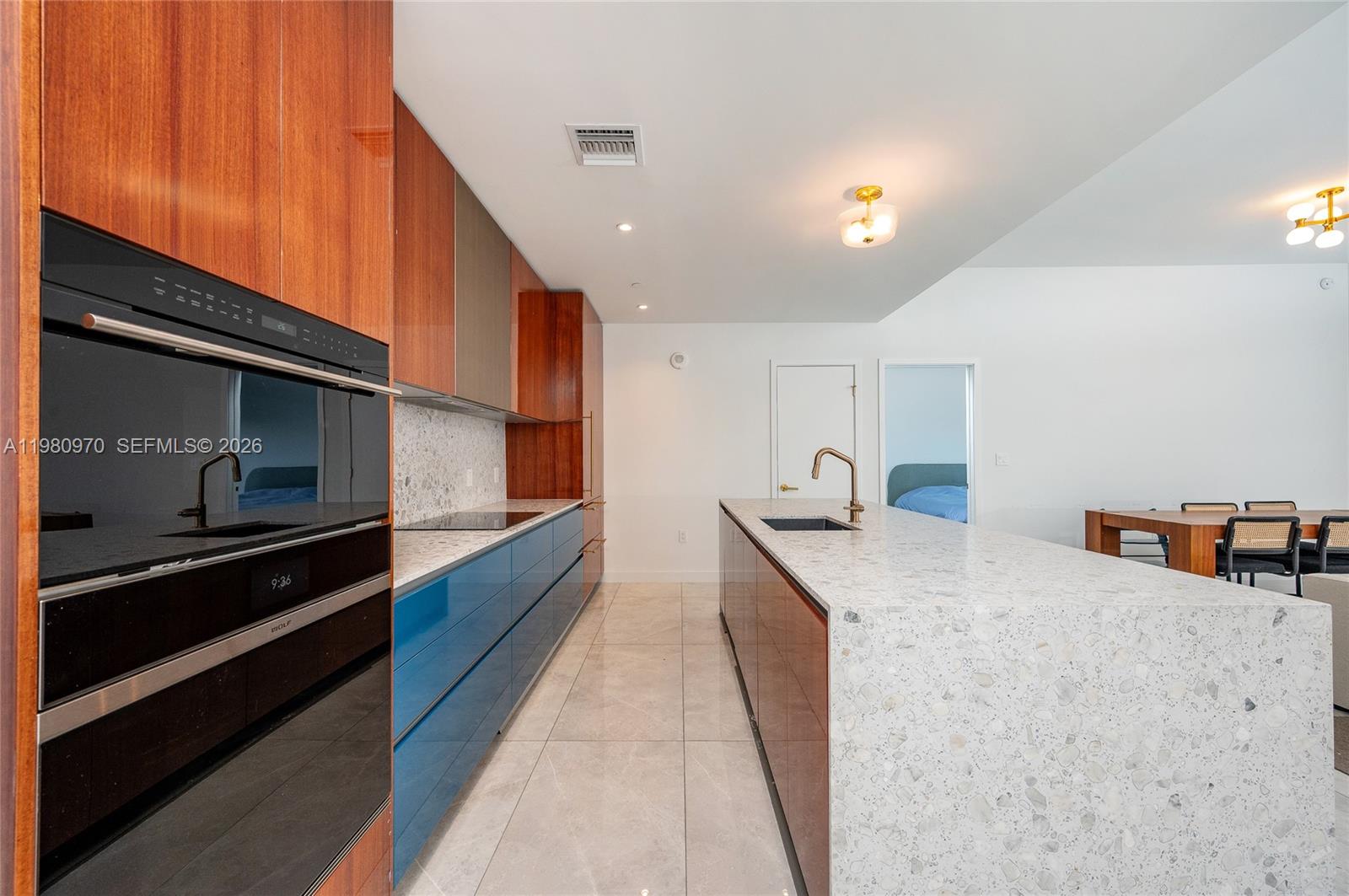 2678 Tigertail Ave #413 Miami, FL 33133