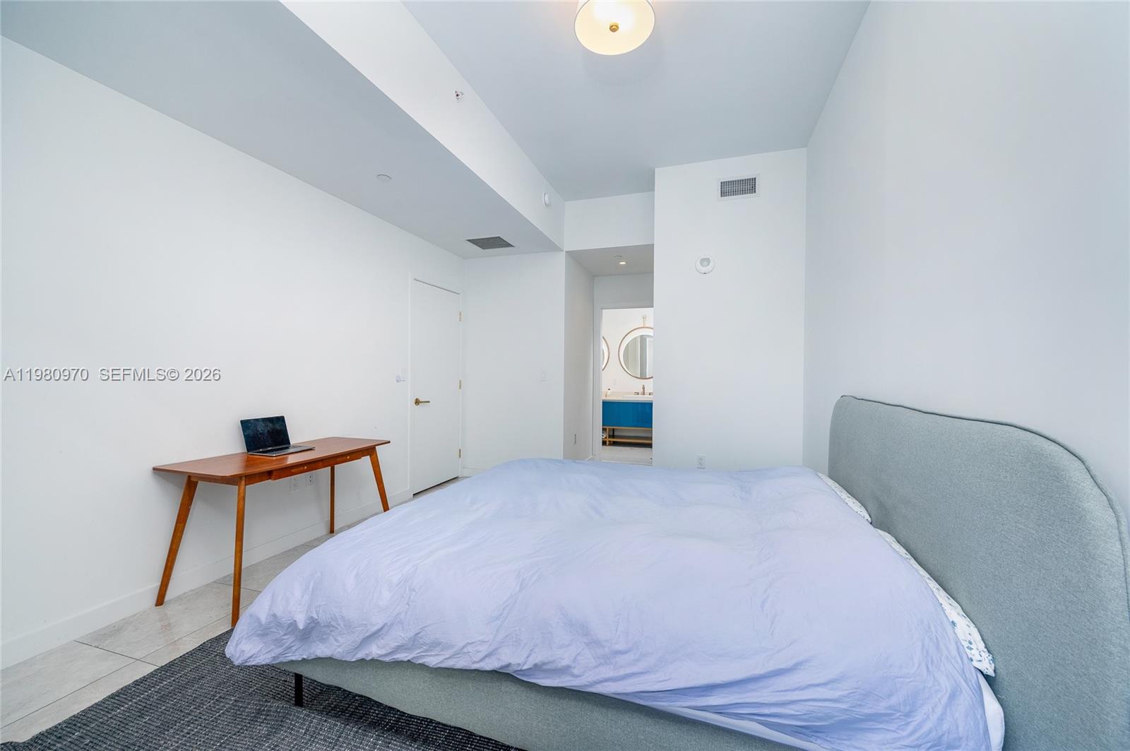 2678 Tigertail Ave #413 Miami, FL 33133