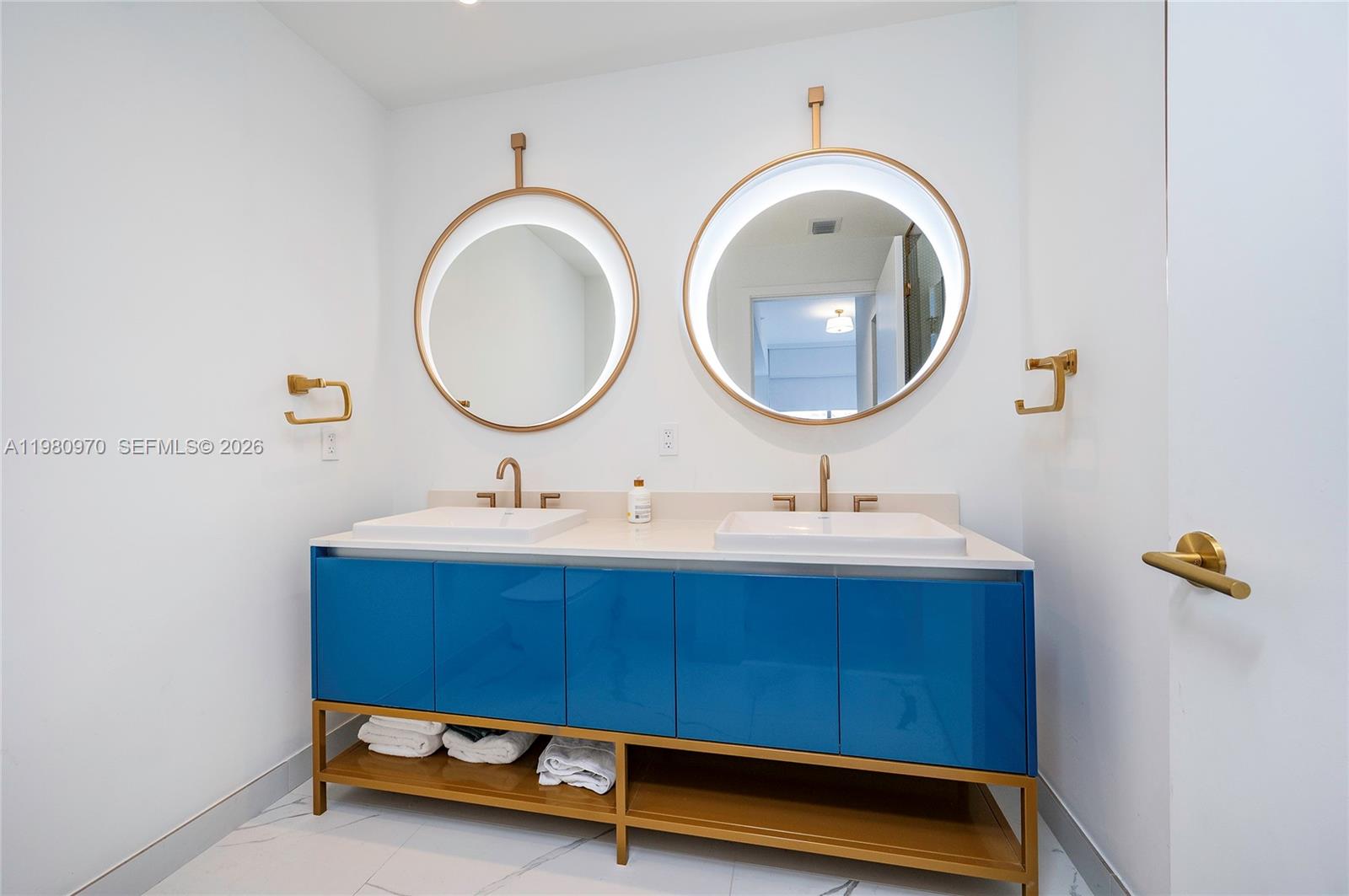 2678 Tigertail Ave #413 Miami, FL 33133