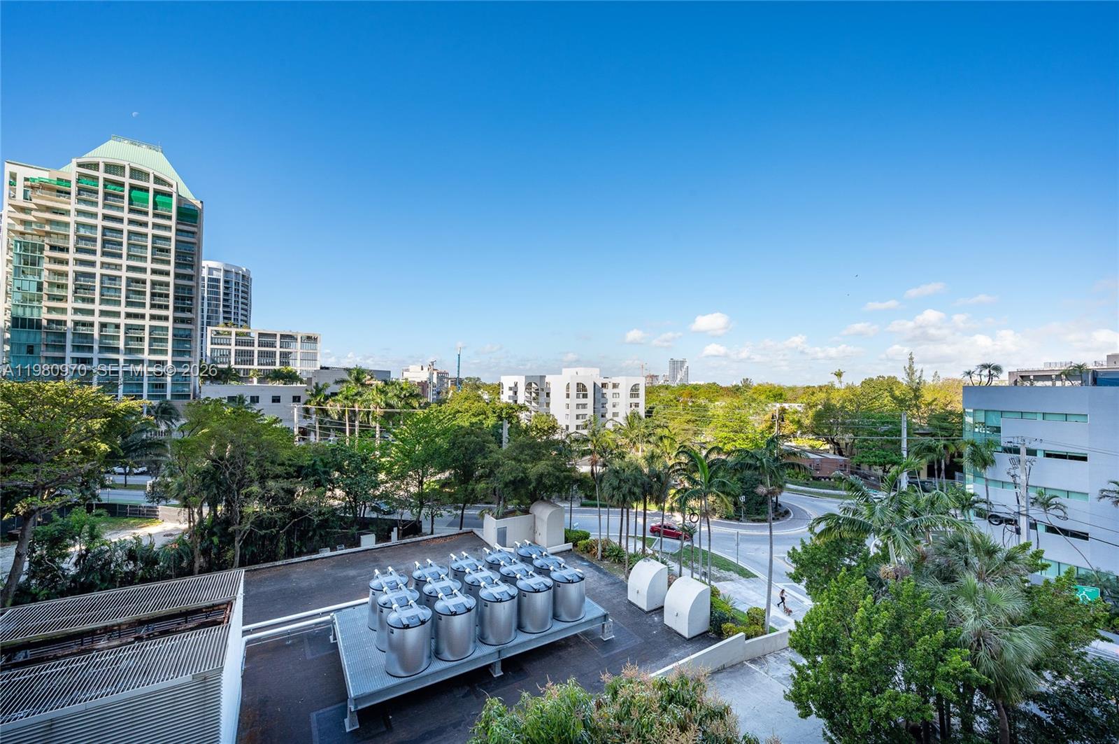 2678 Tigertail Ave #413 Miami, FL 33133