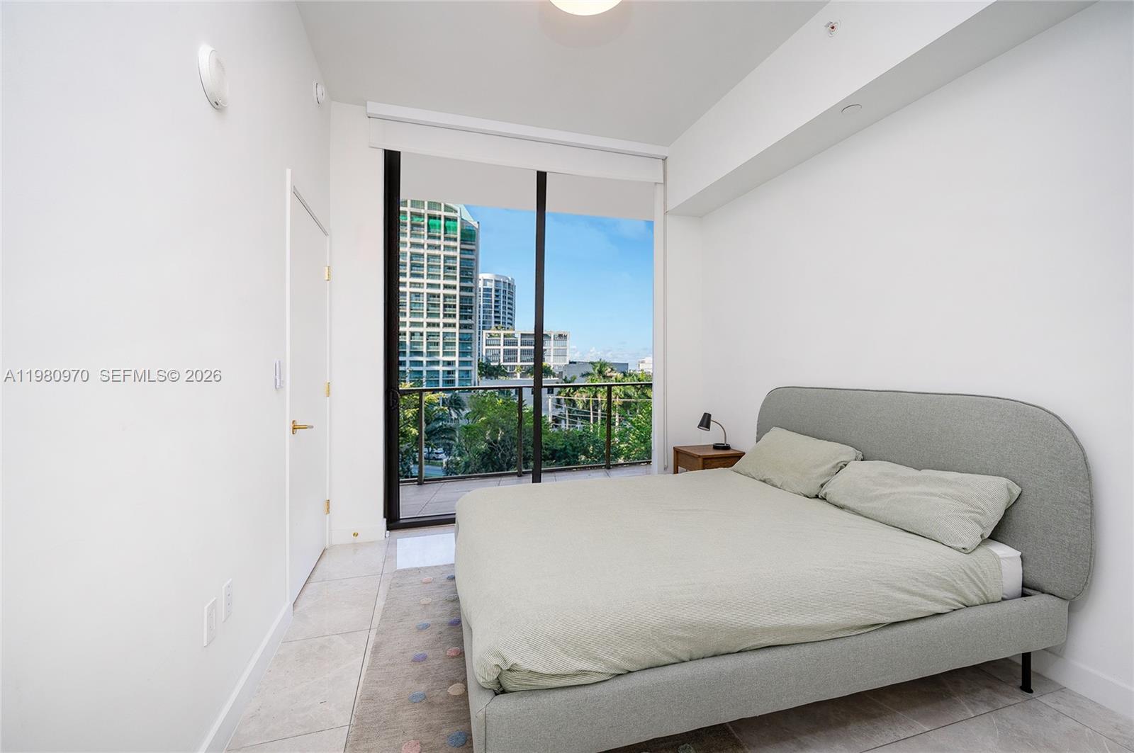 2678 Tigertail Ave #413 Miami, FL 33133