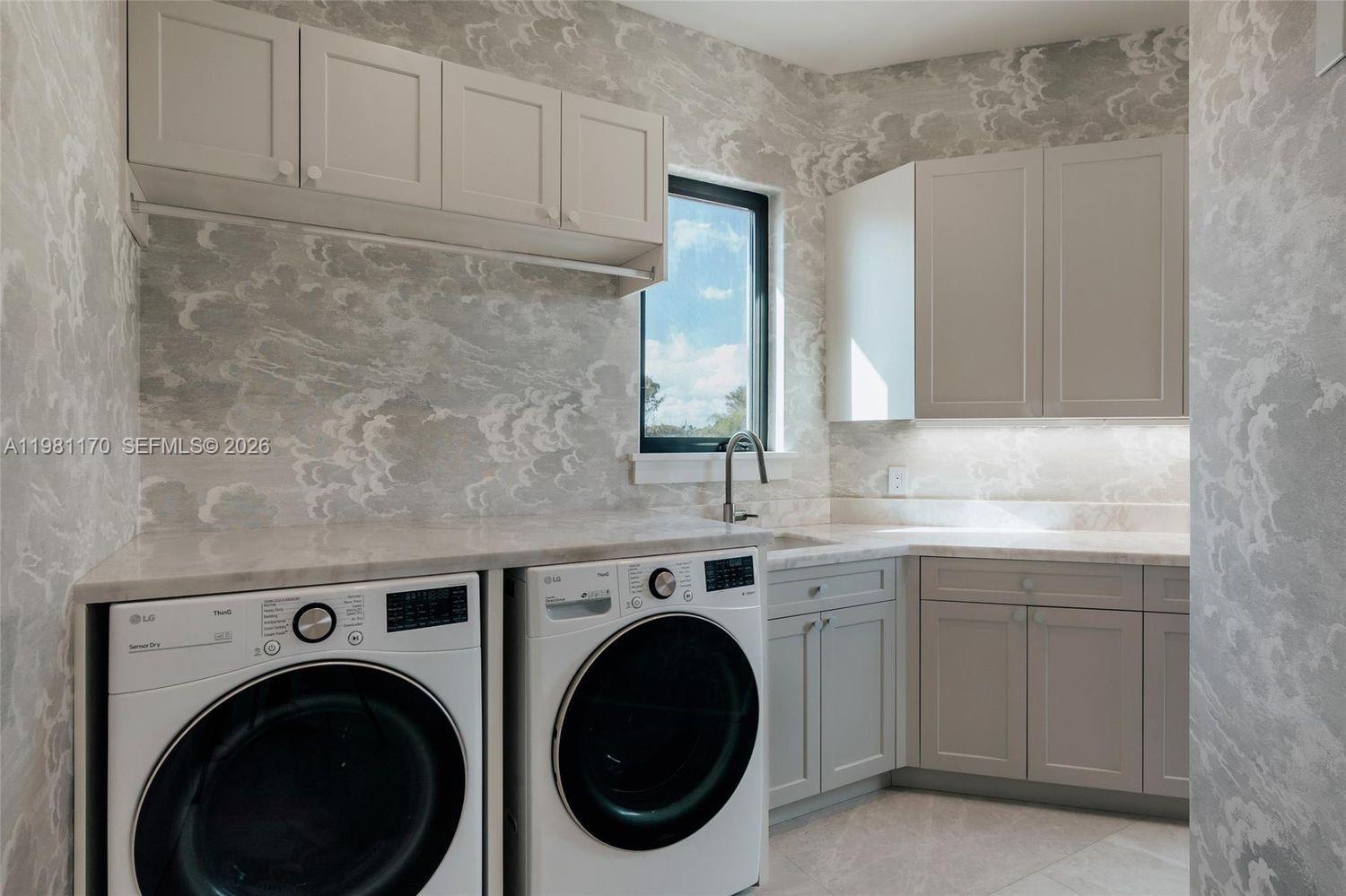 2300 NE 34th Ct Lighthouse Point, FL 33064