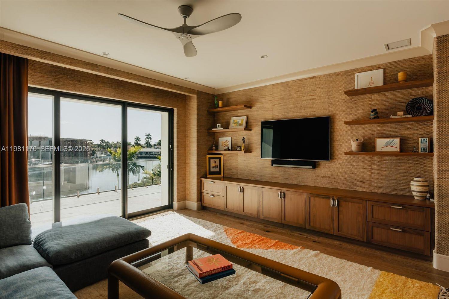 2300 NE 34th Ct Lighthouse Point, FL 33064