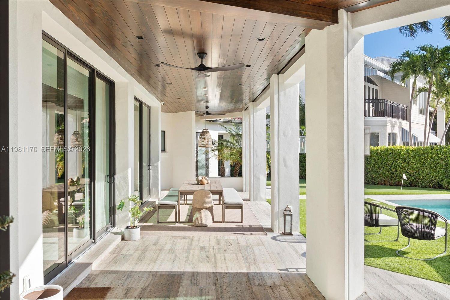 2300 NE 34th Ct Lighthouse Point, FL 33064