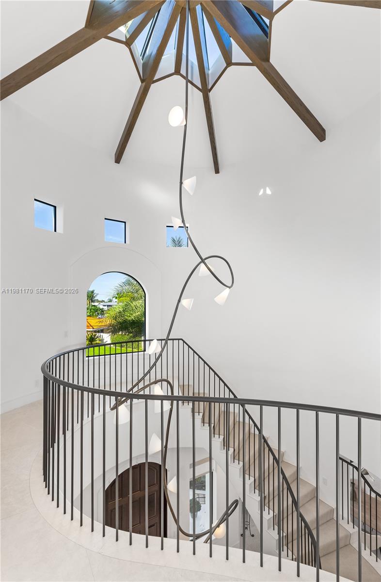 2300 NE 34th Ct Lighthouse Point, FL 33064